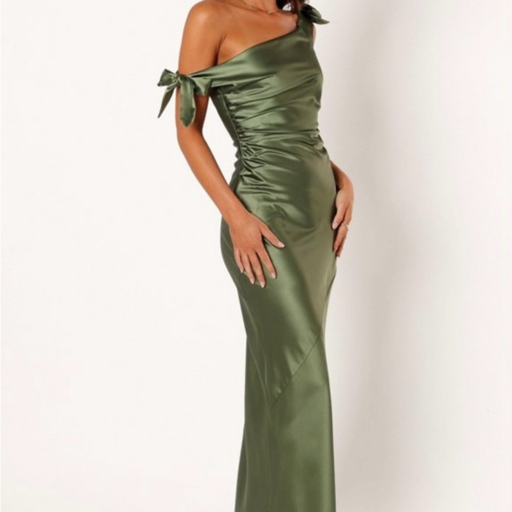 NWT Petal & Pup Olive Tie Front Off Shoulder Ruched Gown